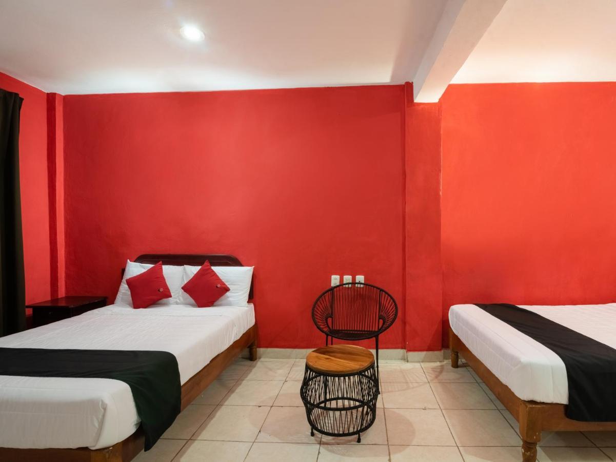 Capital O Hotel El Faisan Y El Venado Плая-дель-Кармен Экстерьер фото