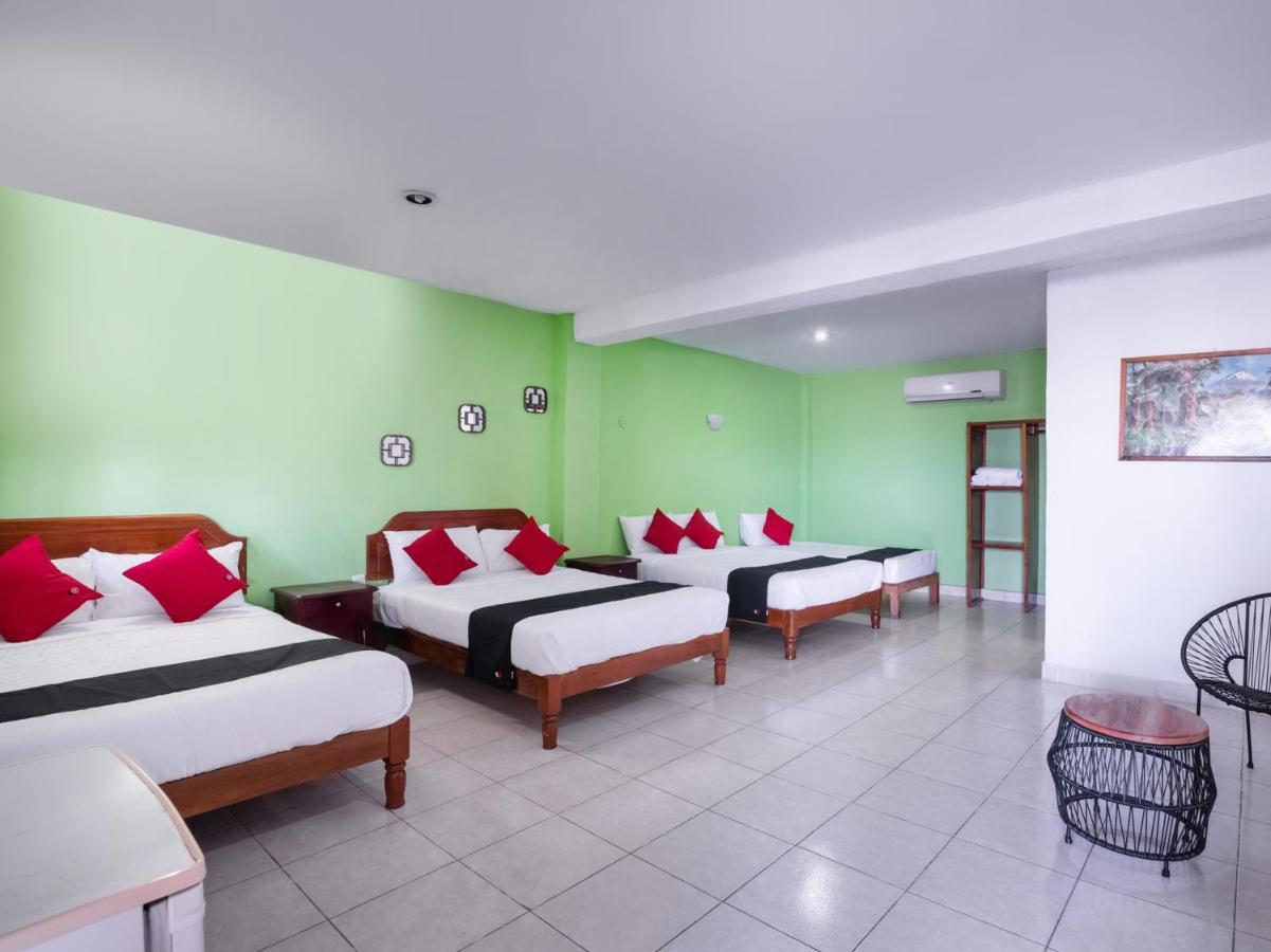Capital O Hotel El Faisan Y El Venado Плая-дель-Кармен Экстерьер фото